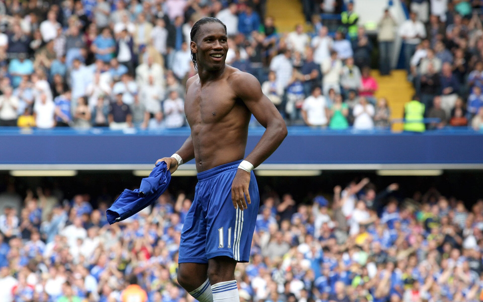 法甲新秀崭露头角：未来巨星再度崛起！，法甲现役十大球星