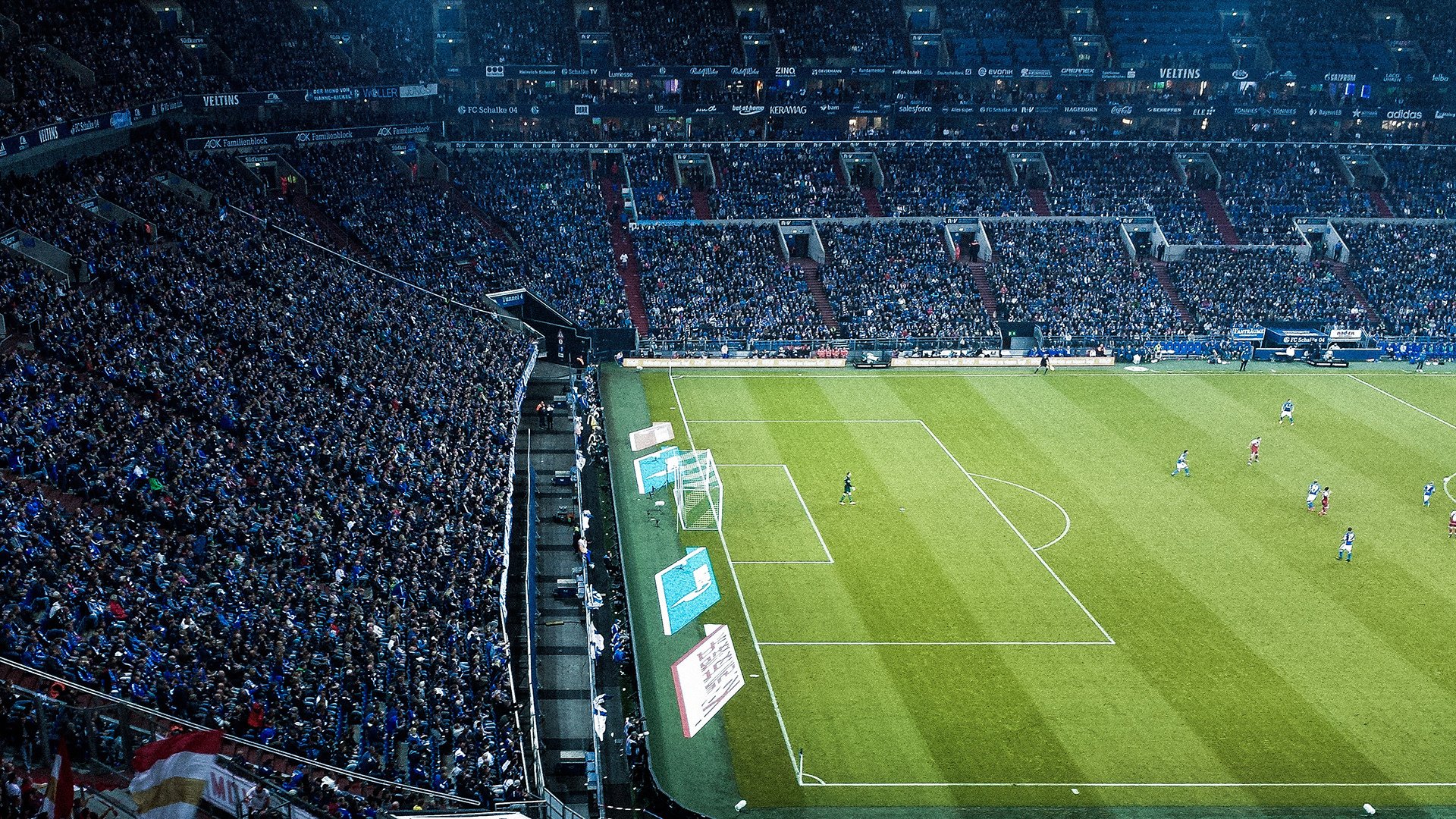 达里尔·基：他的拦截和抢断总能让全黑队快速展开反击，创造得分机会